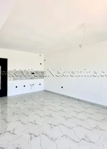 Daire satılık Kumbor'de 