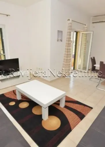 Apartment for sale in Đenovići