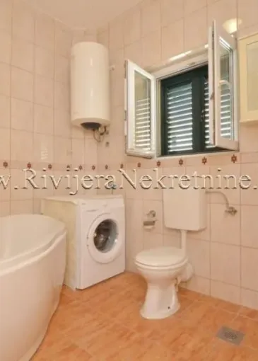 Apartment for sale in Đenovići