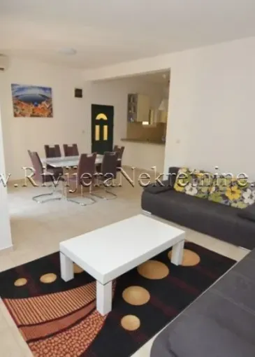 Apartment for sale in Đenovići