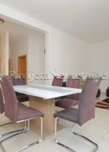 Apartment for sale in Đenovići