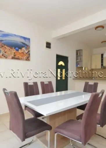 Apartment for sale in Đenovići