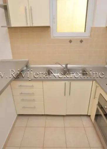 Apartment for sale in Đenovići