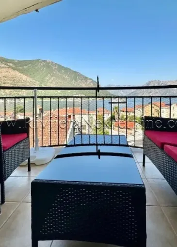 Apartment for sale in Dobrota