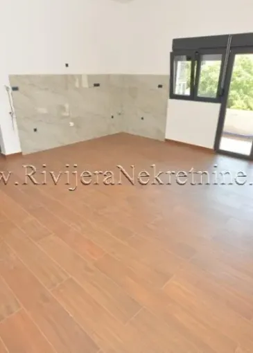 Apartment for sale in Igalo
