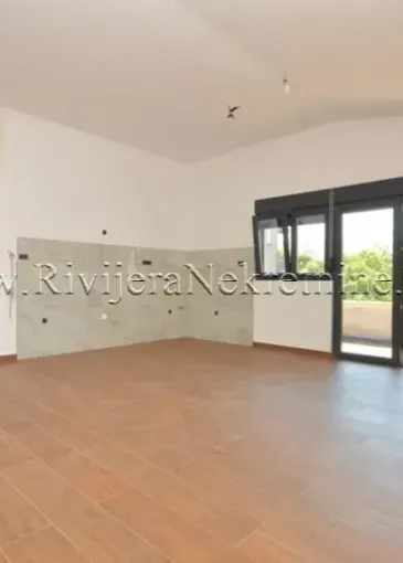 Apartment for sale in Igalo