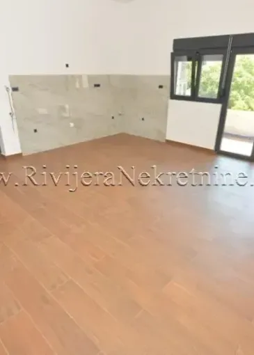 Apartment for sale in Igalo