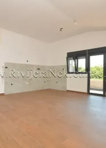 Apartment for sale in Igalo