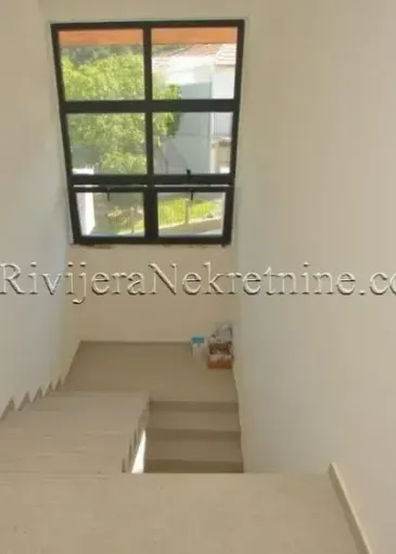 Apartment for sale in Igalo