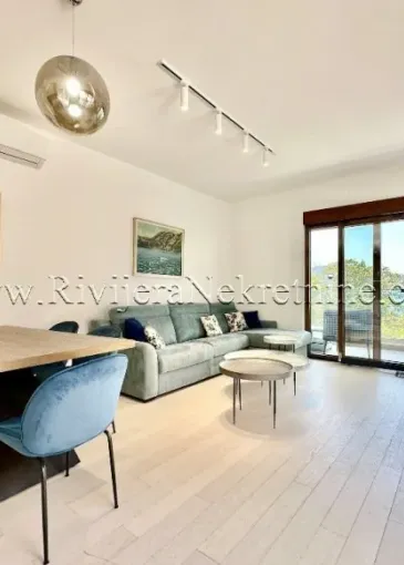 Apartment for sale in Donja Lastva