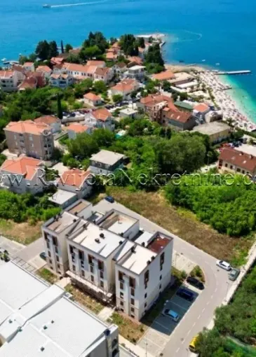 Apartment for sale in Donja Lastva