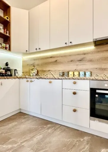 Apartment for sale in Donja Lastva
