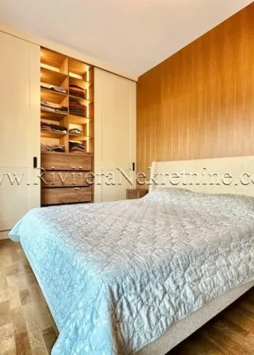 Apartment for sale in Dobrota
