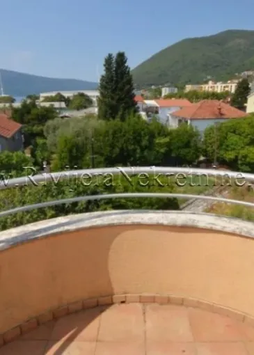 Apartment for sale in Bijela