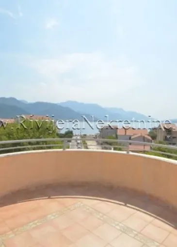 Apartment for sale in Bijela