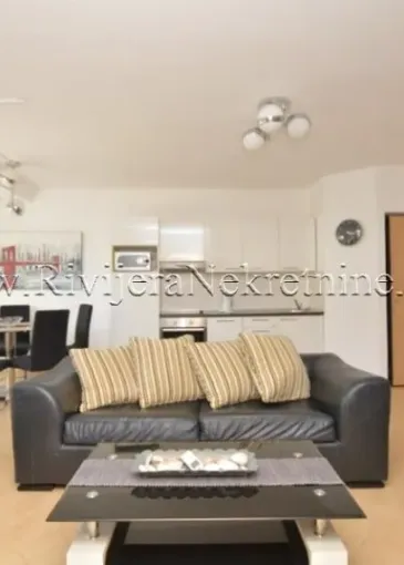 Apartment for sale in Đenovići