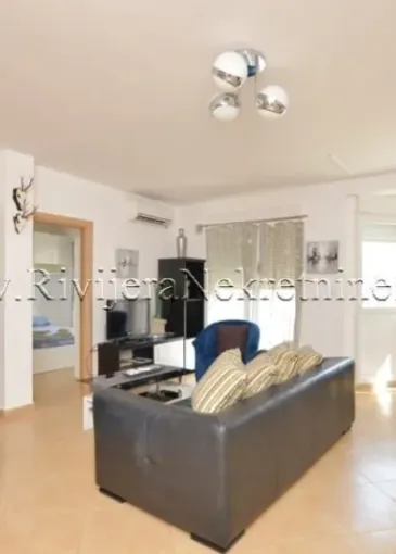 Apartment for sale in Đenovići