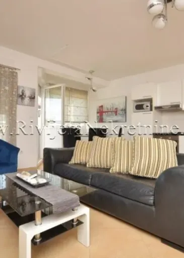 Apartment for sale in Đenovići
