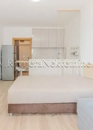 Apartment for sale in Njivice
