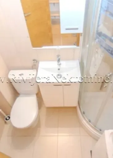 Apartment for sale in Njivice