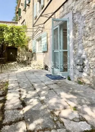 Apartment for sale in Kotor