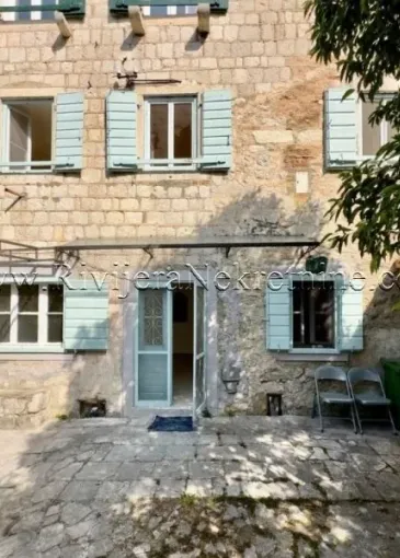 Apartment for sale in Kotor