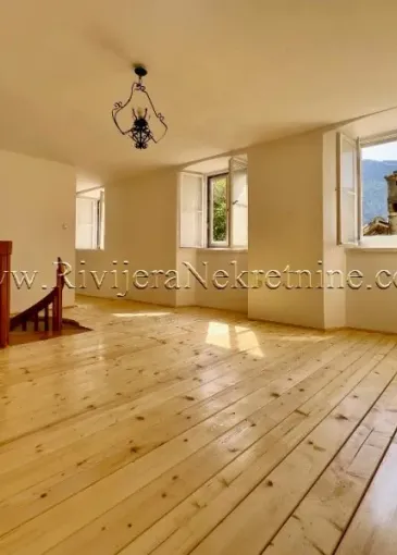 Apartment for sale in Kotor