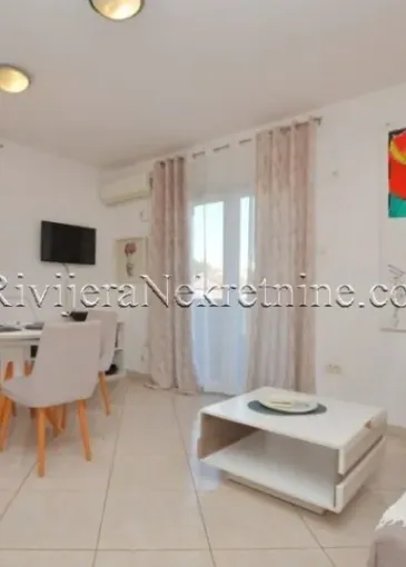 Apartment for sale in Igalo