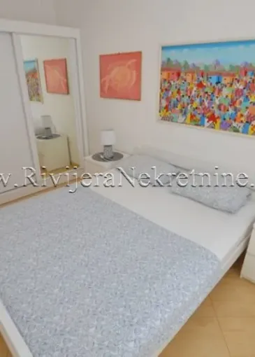 Apartment for sale in Igalo