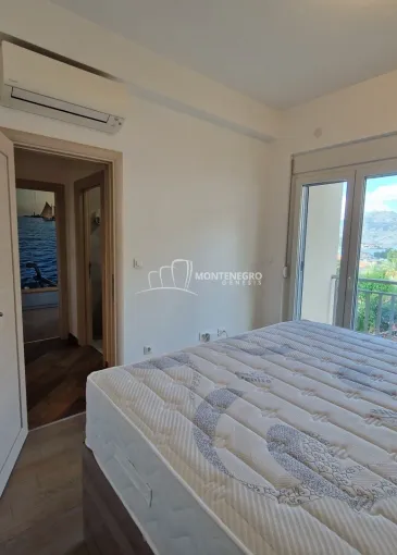 Apartment for sale in Kotor