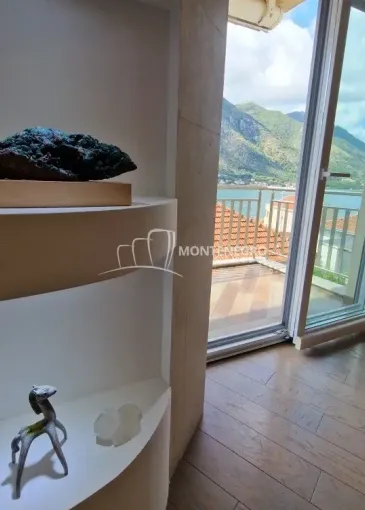 Apartment for sale in Kotor