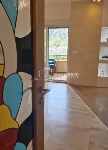 Apartment for sale in Kotor