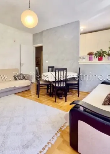 Apartment for sale in Dobrota