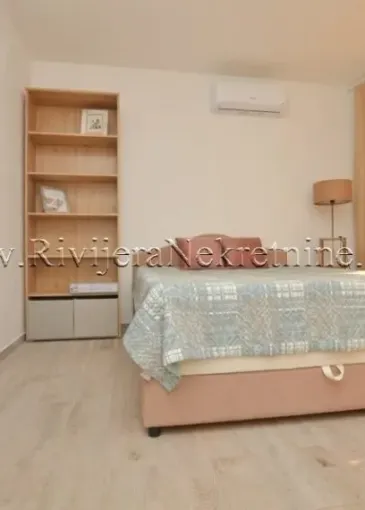 Apartment for sale in Đenovići