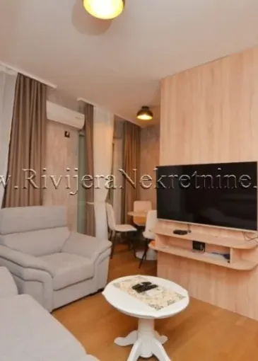 Apartment for sale in Igalo