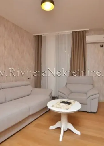 Apartment for sale in Igalo