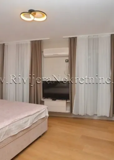 Apartment for sale in Igalo