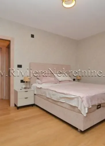 Apartment for sale in Igalo