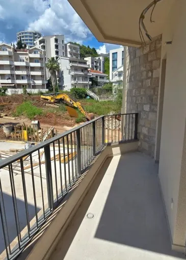 Apartment for sale in Bečići