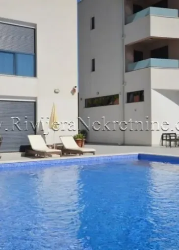 Apartment for sale in Igalo