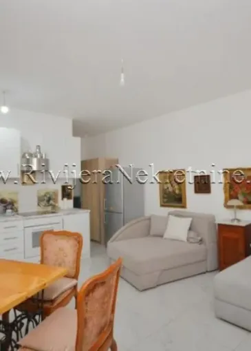Apartment for sale in Igalo