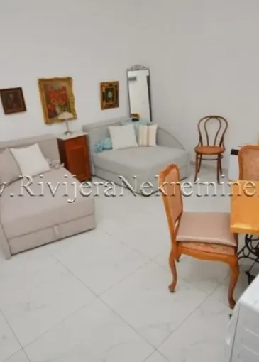 Apartment for sale in Igalo