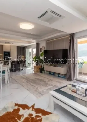 Apartment for sale in Đenovići