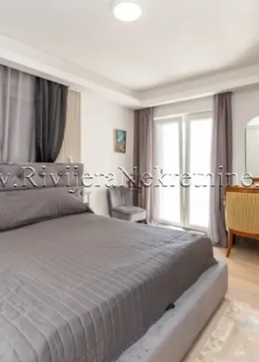 Apartment for sale in Đenovići