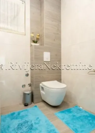 Apartment for sale in Đenovići