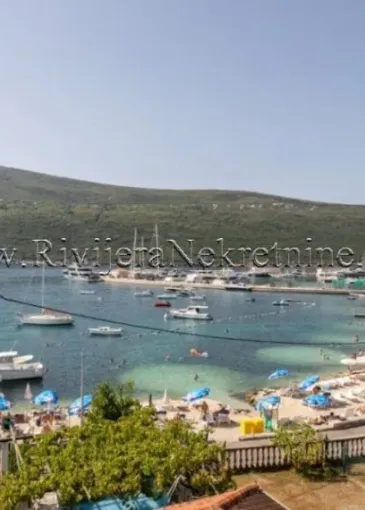 Apartment for sale in Đenovići