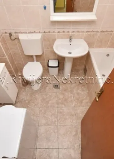Apartment for sale in Baošići