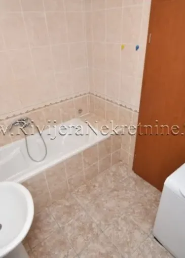 Apartment for sale in Baošići