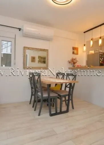 Apartment for sale in Kumbor