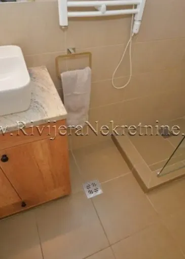 Apartment for sale in Kumbor